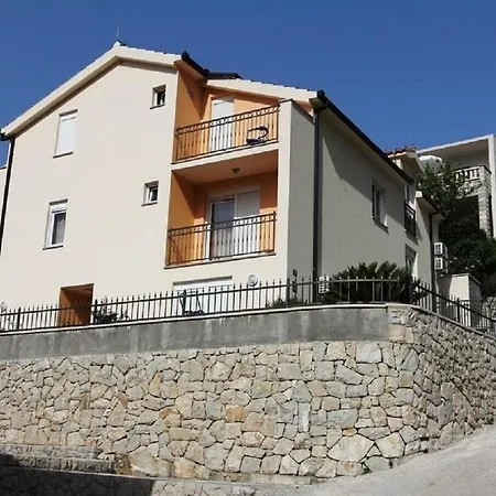 Davor Apartment *
