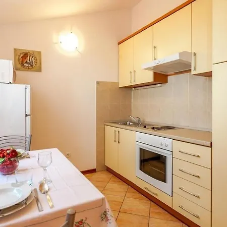 Apartment Davor *
