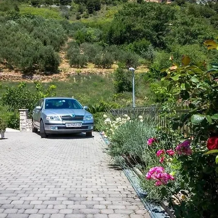 Davor Apartment