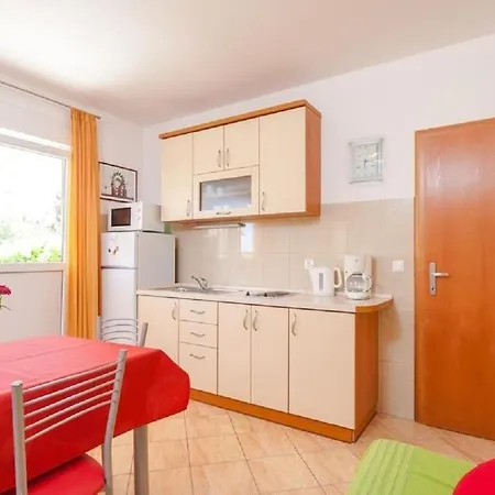 Davor Apartment *
