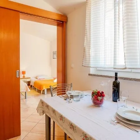 Davor Apartment Brela